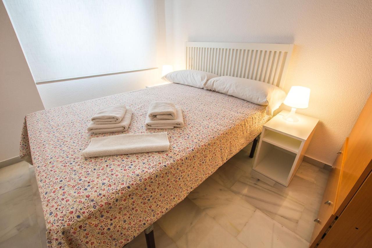 Ibericabeds Rejas Basic Apartment Granada Luaran gambar