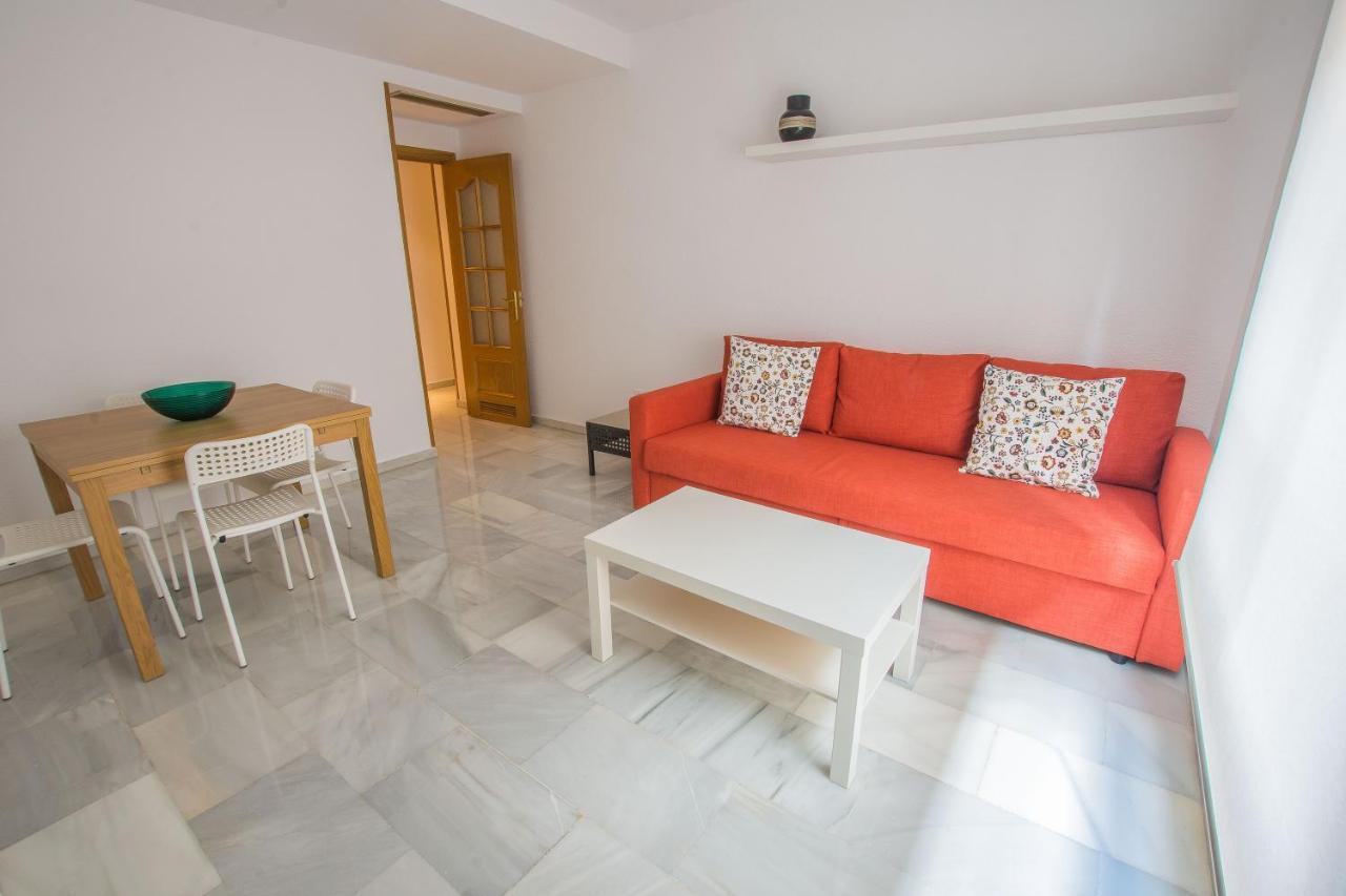 Ibericabeds Rejas Basic Apartment Granada Luaran gambar