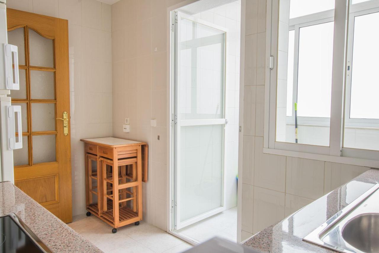 Ibericabeds Rejas Basic Apartment Granada Luaran gambar