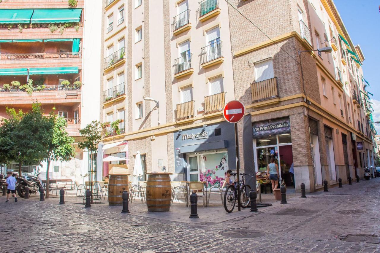 Ibericabeds Rejas Basic Apartment Granada Luaran gambar